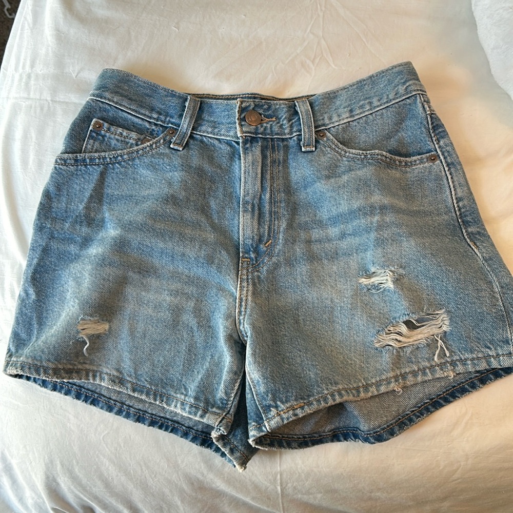 Aritzia 80s mom short